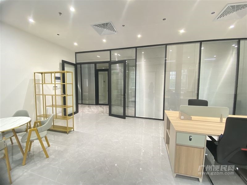 地铁口精装，125方，2+1格局，花都办公室出租